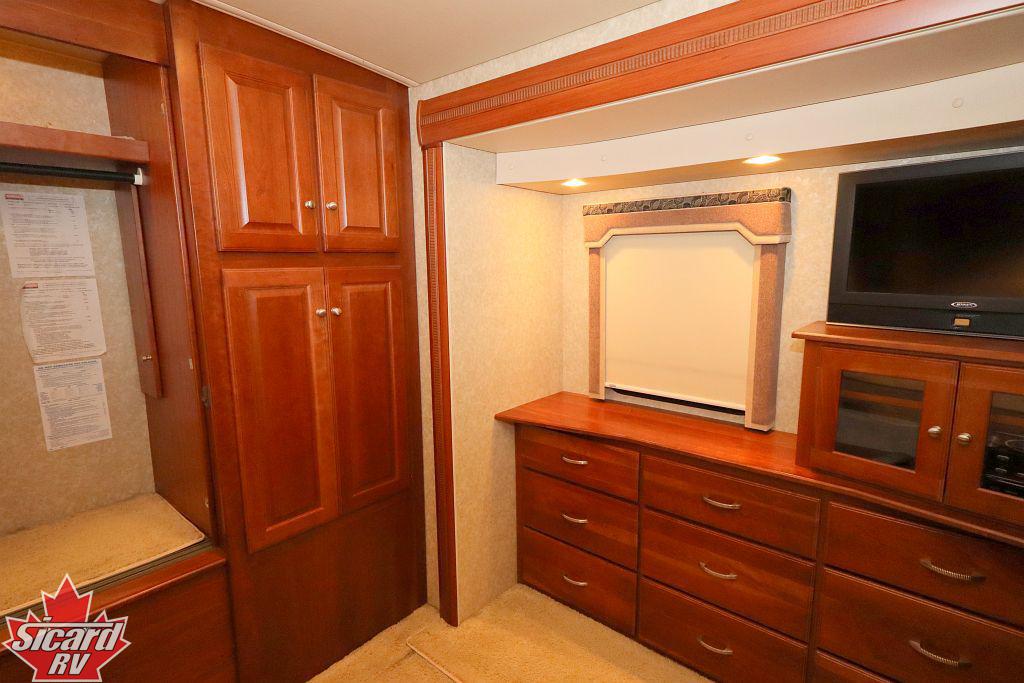 2011 WINNEBAGO JOURNEY EXPRESS 39N