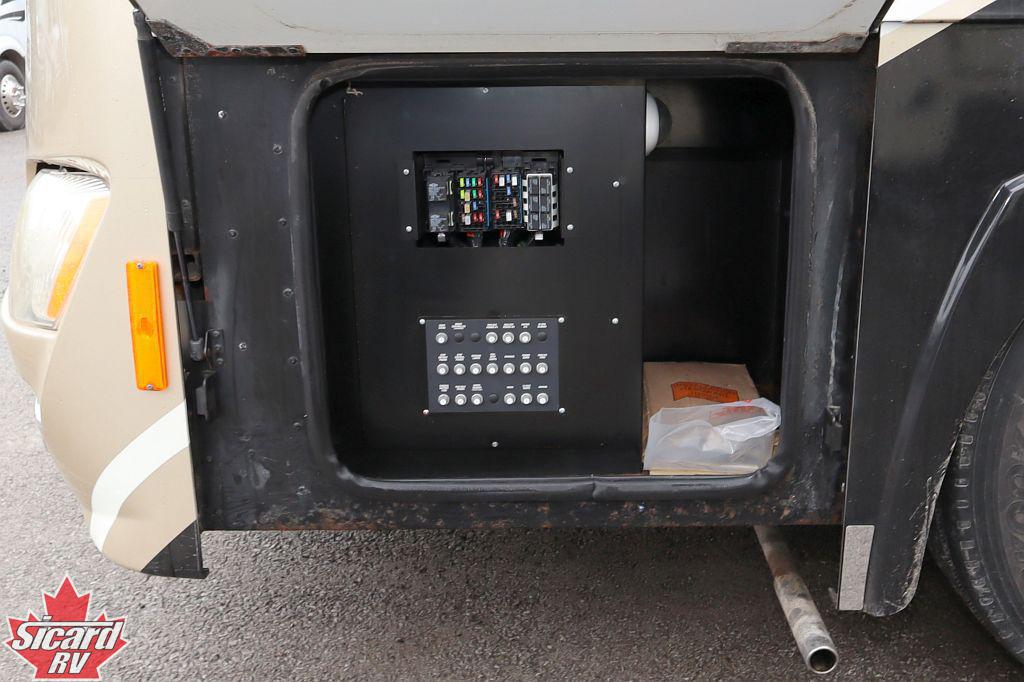 2011 WINNEBAGO JOURNEY EXPRESS 39N