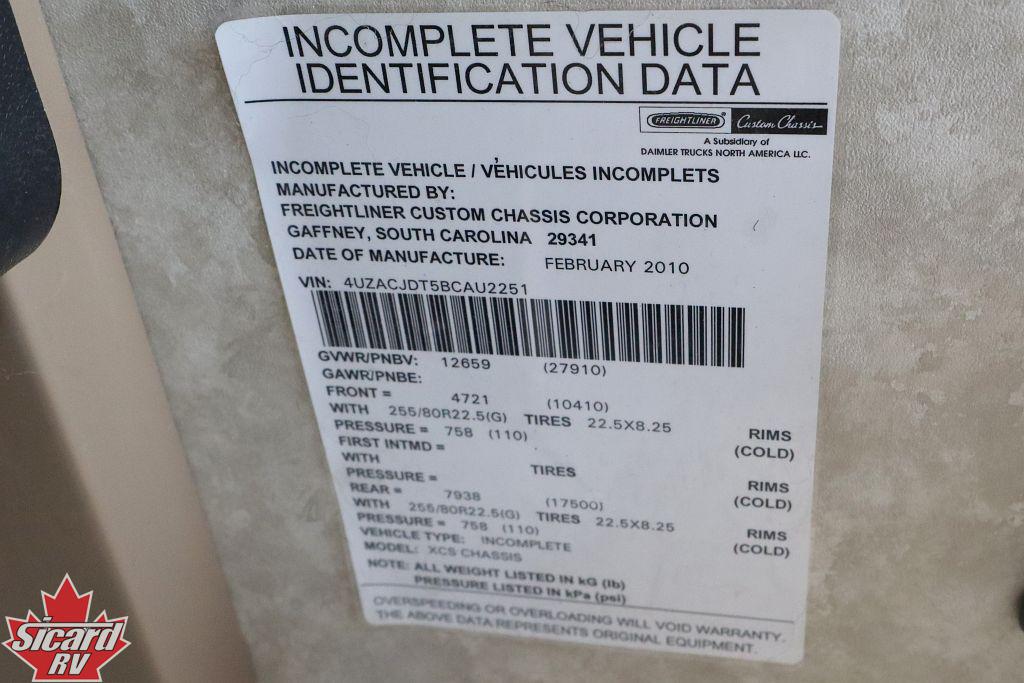 2011 WINNEBAGO JOURNEY EXPRESS 39N