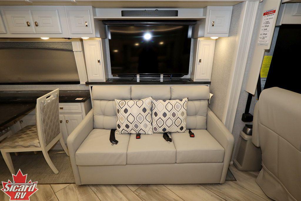 2022 FLEETWOOD DISCOVERY LXE 40M