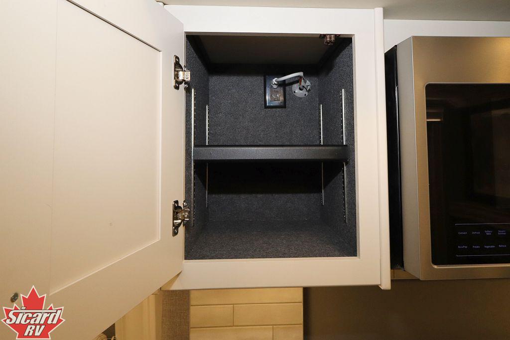 2022 FLEETWOOD DISCOVERY LXE 40M