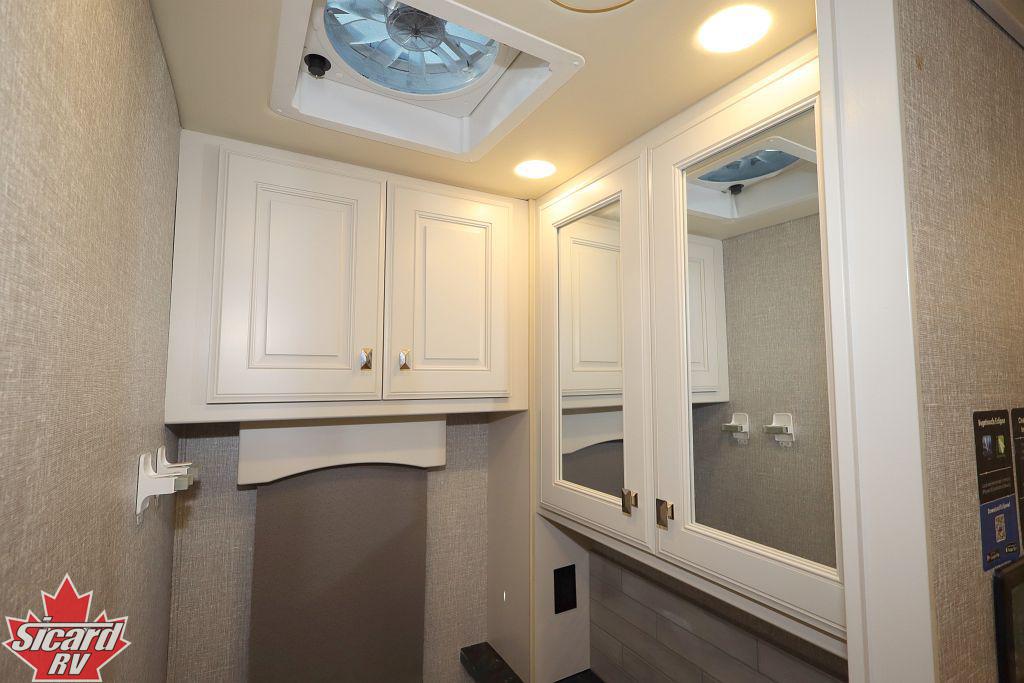 2022 FLEETWOOD DISCOVERY LXE 40M