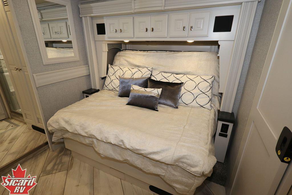 2022 FLEETWOOD DISCOVERY LXE 40M