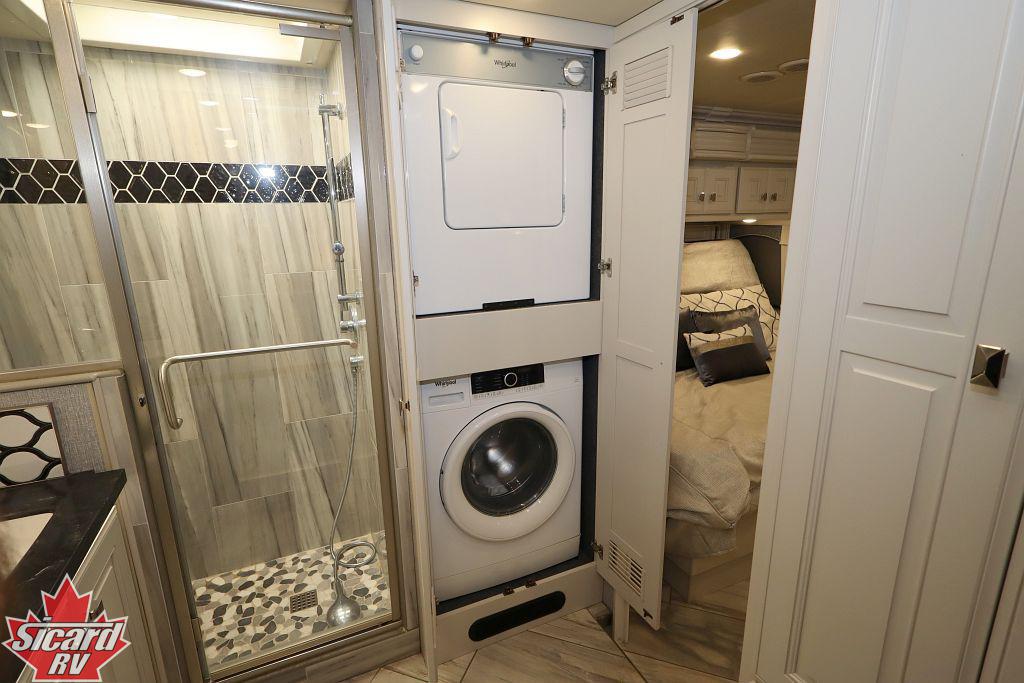 2022 FLEETWOOD DISCOVERY LXE 40M