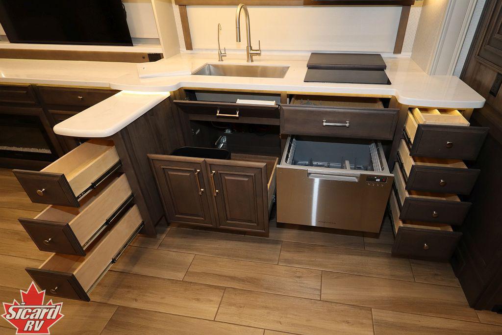 2025 ENTEGRA COACH ASPIRE 44V