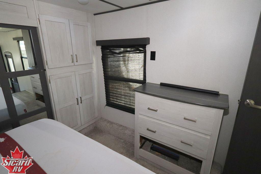 2021 KEYSTONE SPRINTER LIMITED 3190RLS