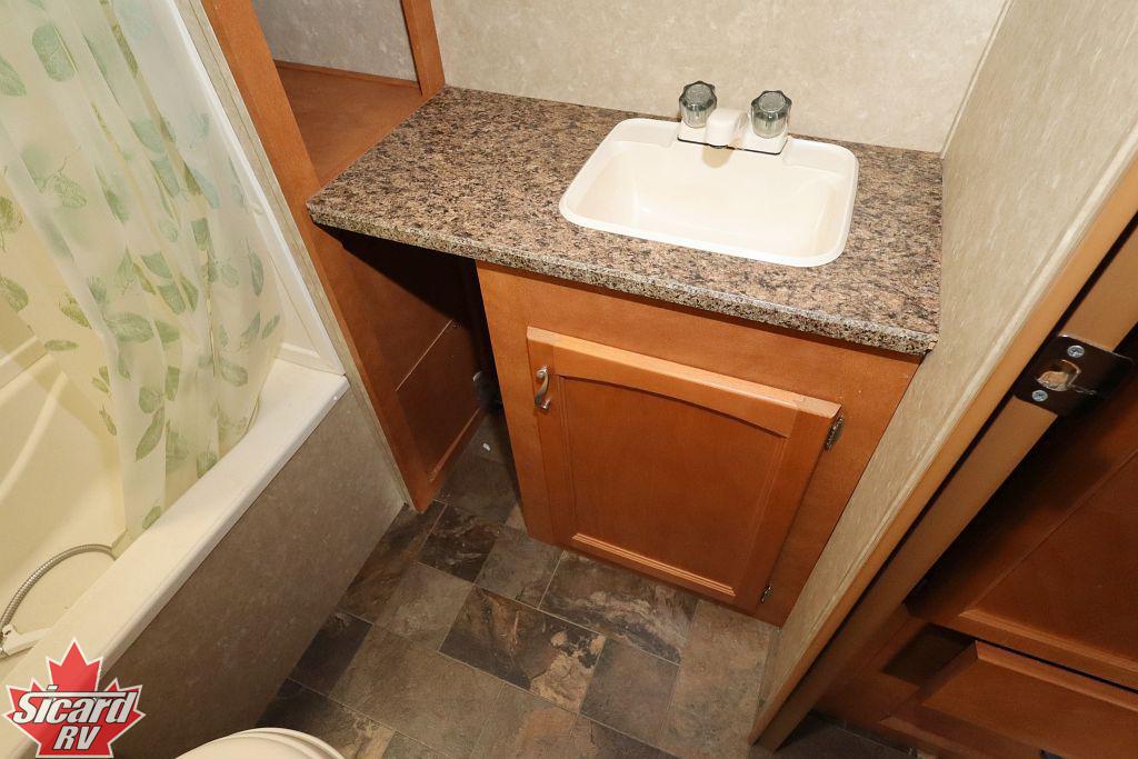 2012 GULFSTREAM TRAIL MASTER 236BHL