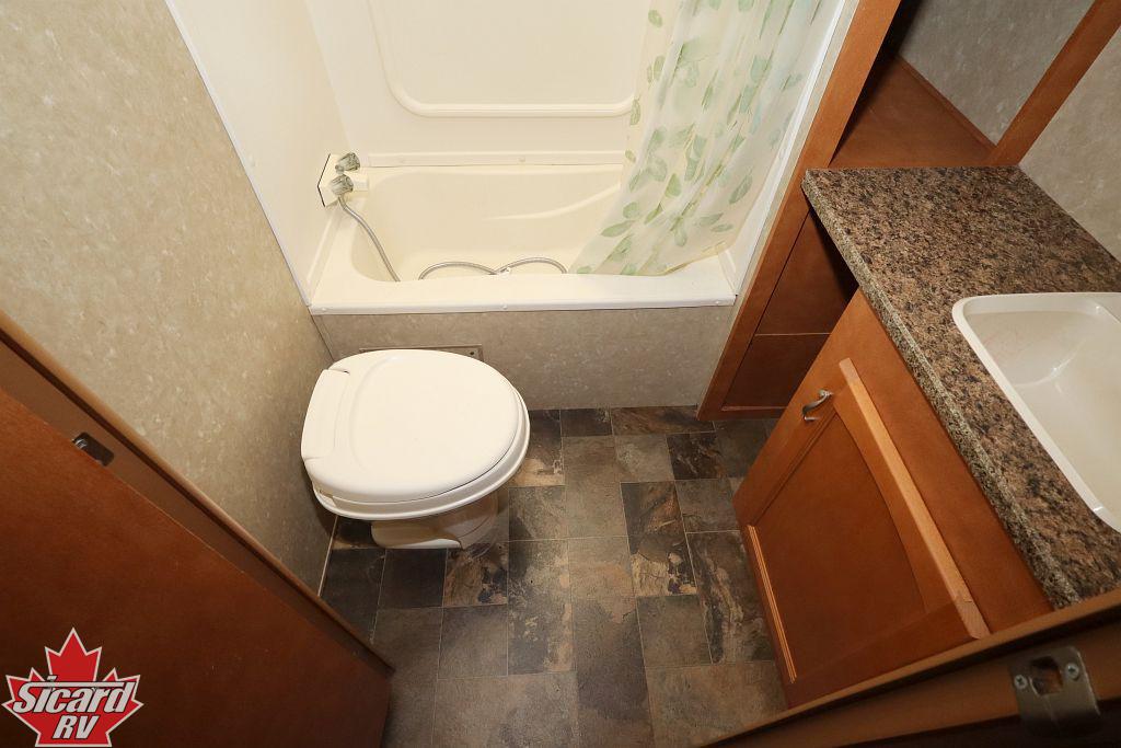 2012 GULFSTREAM TRAIL MASTER 236BHL