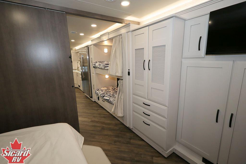 2025 JAYCO SENECA 37L