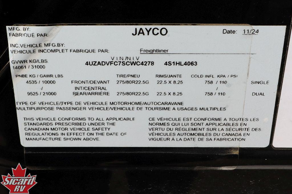 2025 JAYCO SENECA 37L