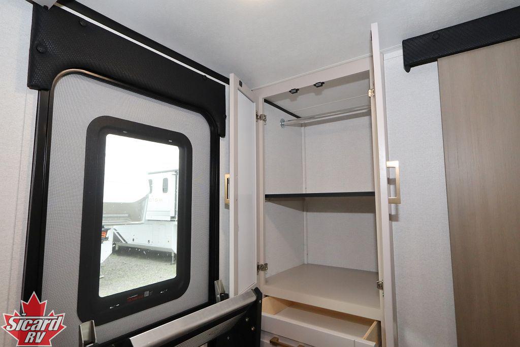2027 JAYCO JAY FEATHER 23RK