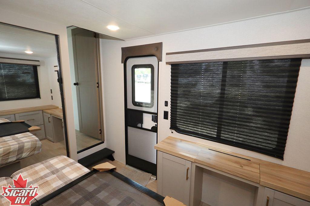 2027 JAYCO BUNGALOW DS 401LOFT