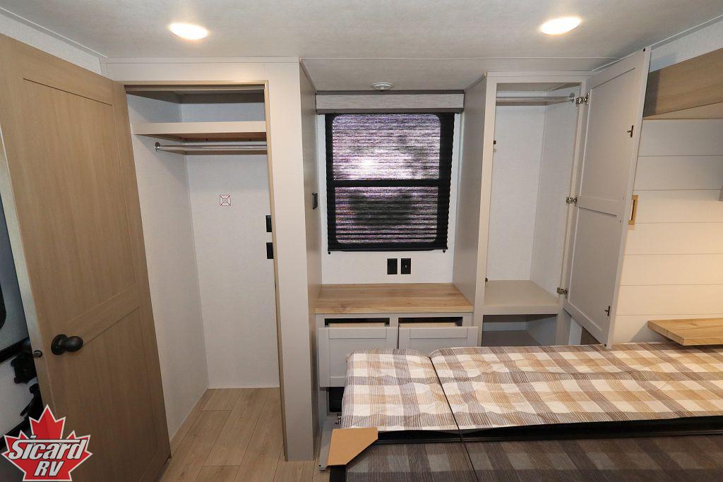 2027 JAYCO BUNGALOW DS 404LOFT