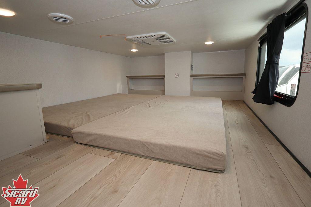 2027 JAYCO BUNGALOW DS 401LOFT