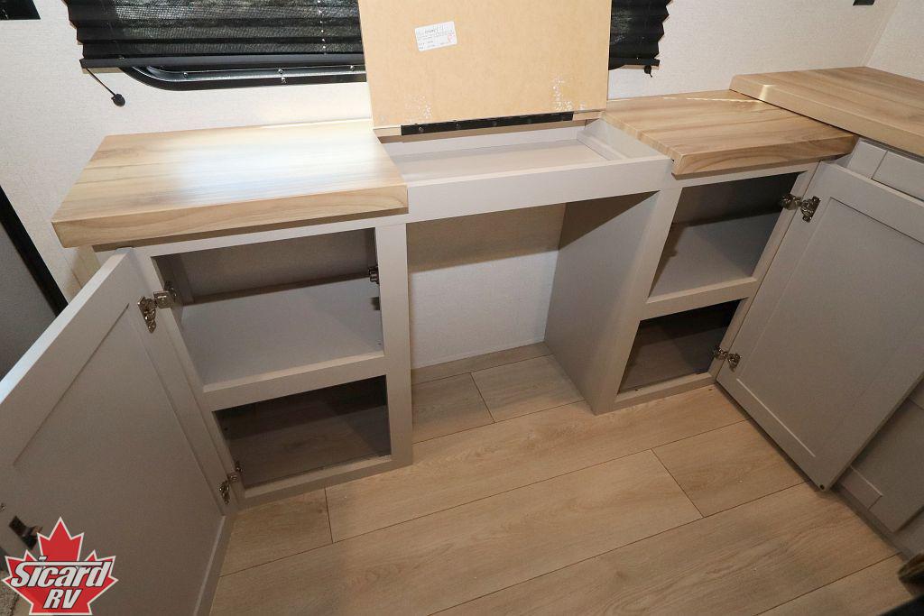 2027 JAYCO BUNGALOW DS 401LOFT