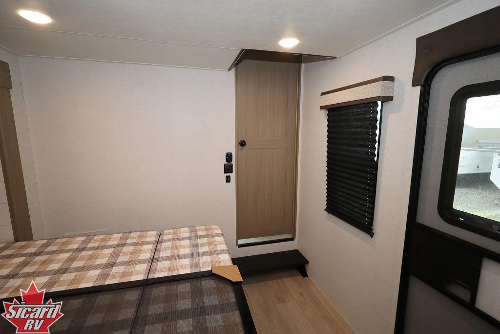 2027 JAYCO BUNGALOW DS 404LOFT