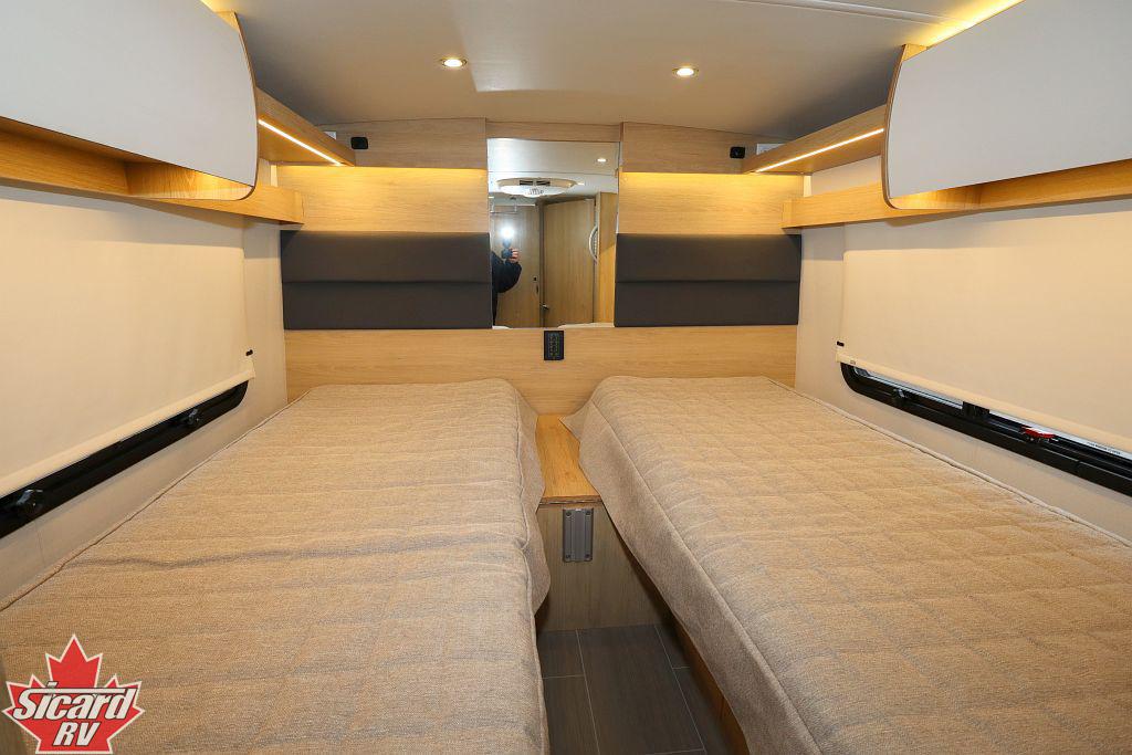 2019 LEISURE TRAVEL VANS WONDER 24RTB