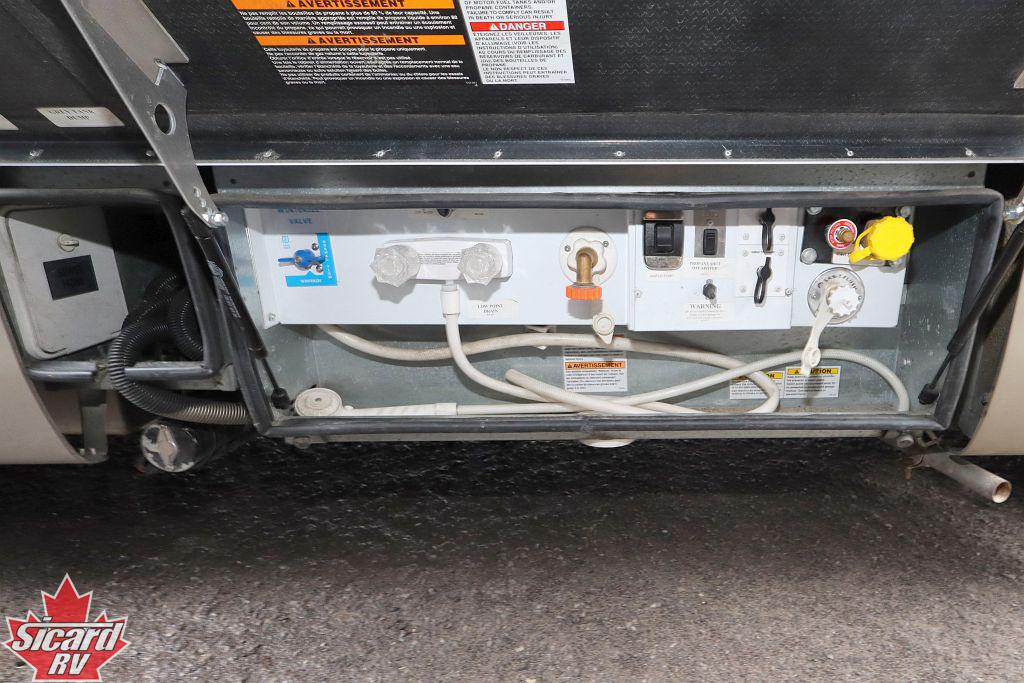 2019 LEISURE TRAVEL VANS WONDER 24RTB