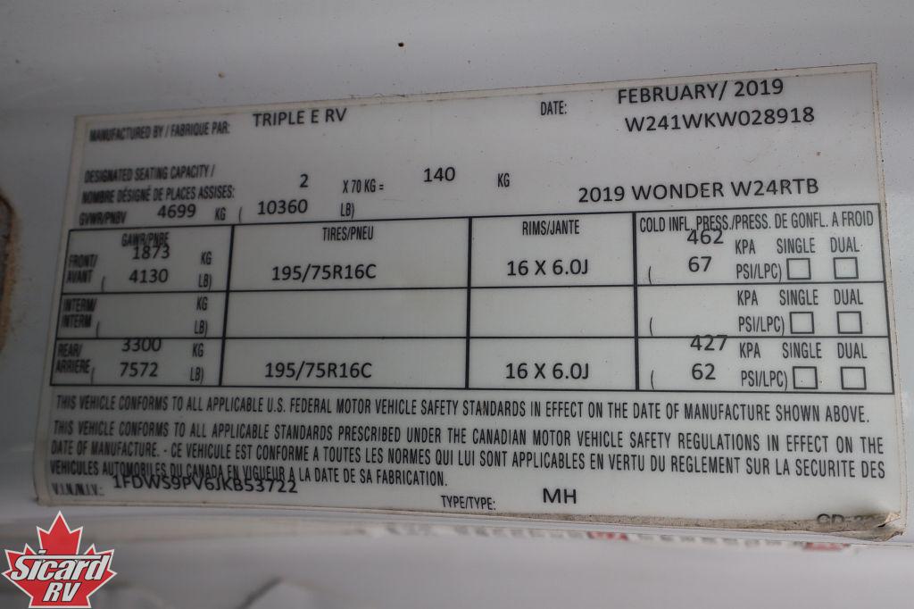 2019 LEISURE TRAVEL VANS WONDER 24RTB