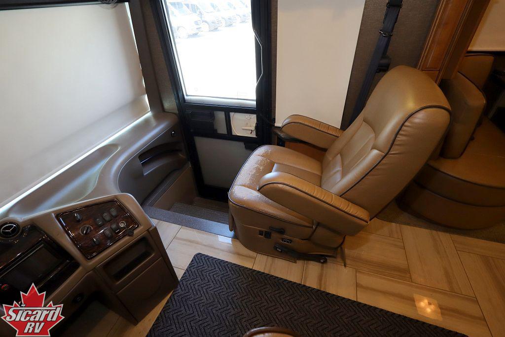2015 THOR TUSCANY 44MT