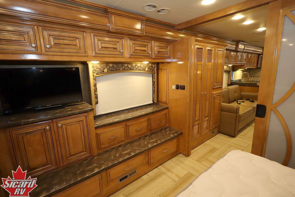 2015 THOR TUSCANY 44MT
