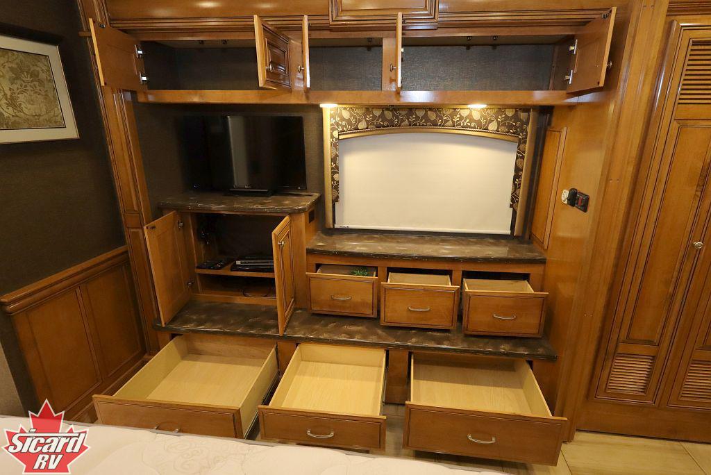 2015 THOR TUSCANY 44MT