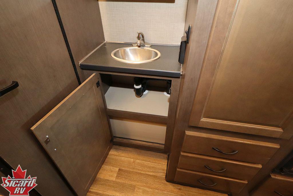 2018 THOR MAJESTIC 23A