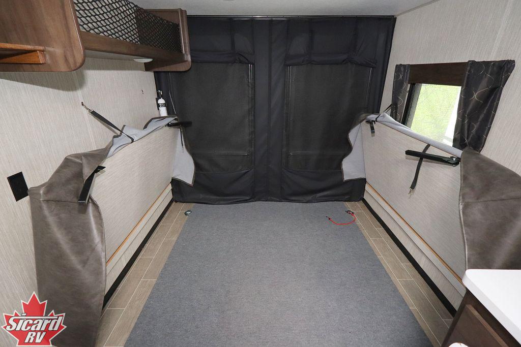 2020 FOREST RIVER GREY WOLF LIMITED 26RRBL