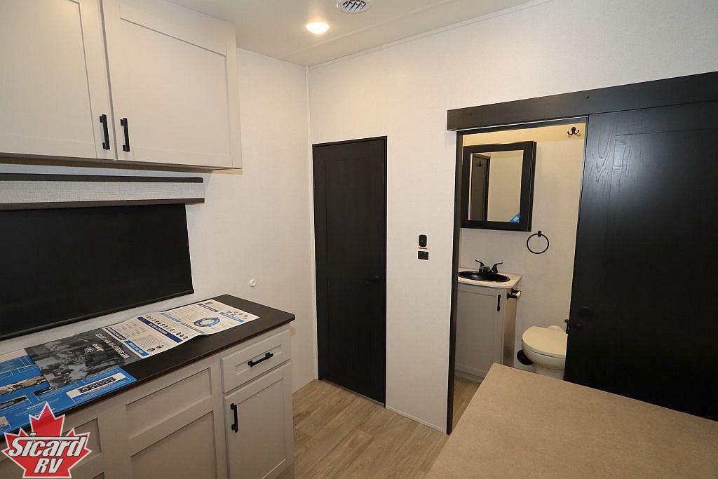 2027 JAYCO SEISMIC 265