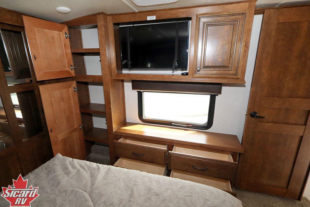 2018 HEARTLAND BIG HORN 3160EL
