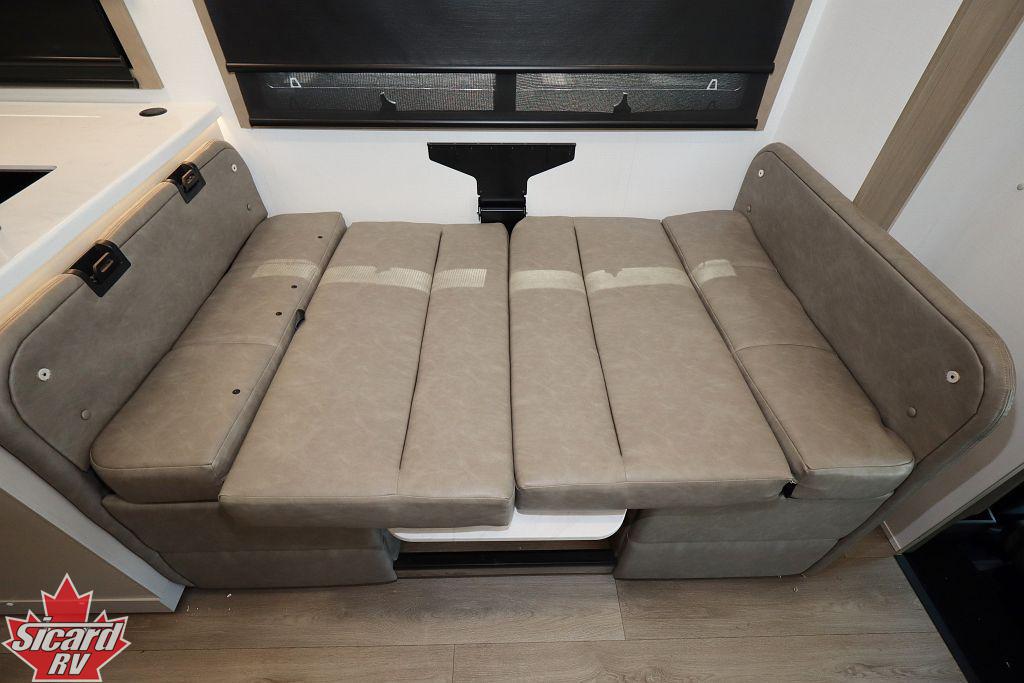 2027 JAYCO GREYHAWK XL 32U