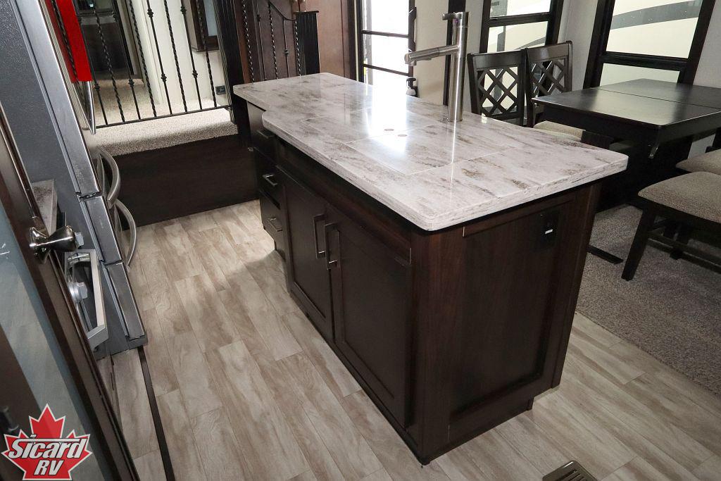 2019 PRIME TIME SANIBEL 3851