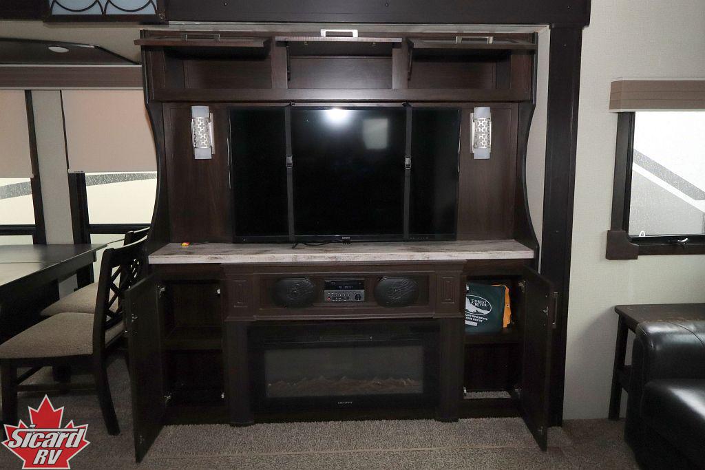 2019 PRIME TIME SANIBEL 3851