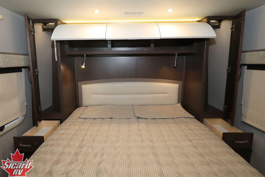 2017 LEISURE TRAVEL VANS UNITY 24IB