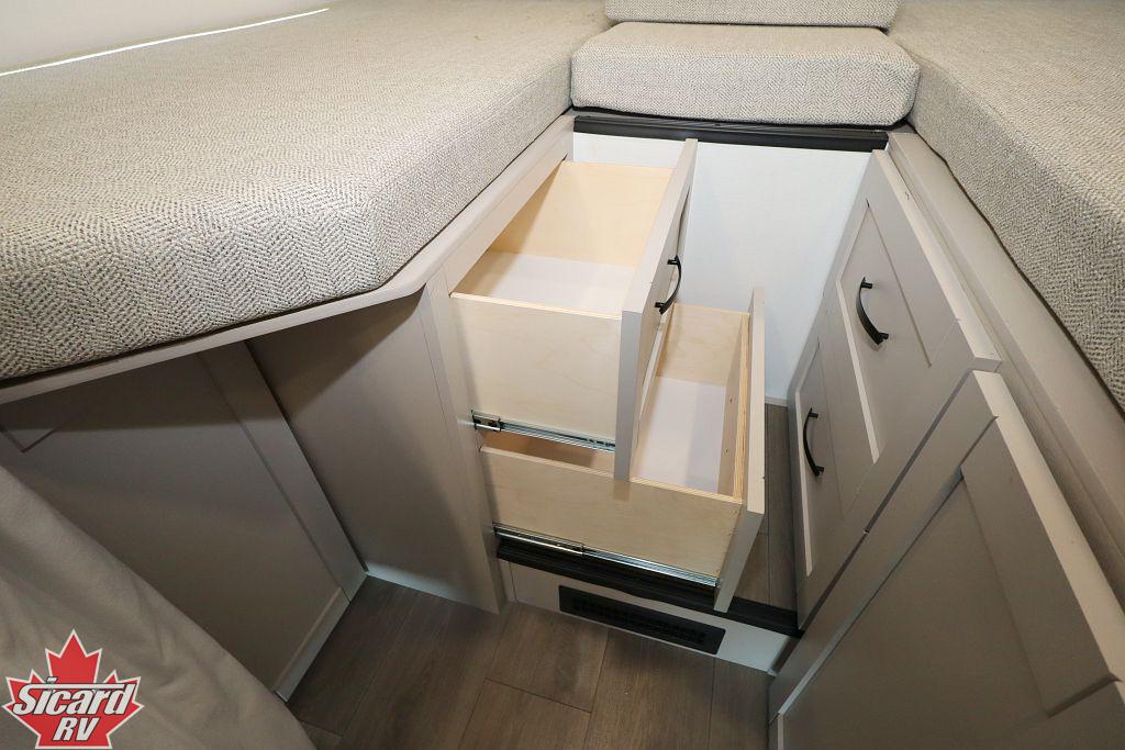 2027 JAYCO REDHAWK SE 22TF