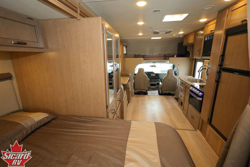 2019 THOR FOUR WINDS 24F