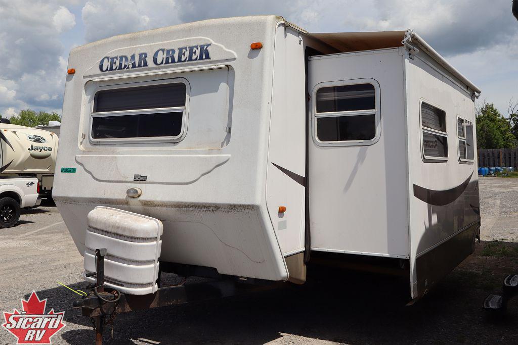 2002 FOREST RIVER CEDAR CREEK 30FKS