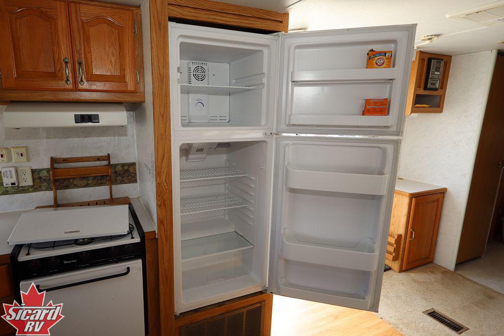 2002 FOREST RIVER CEDAR CREEK 30FKS