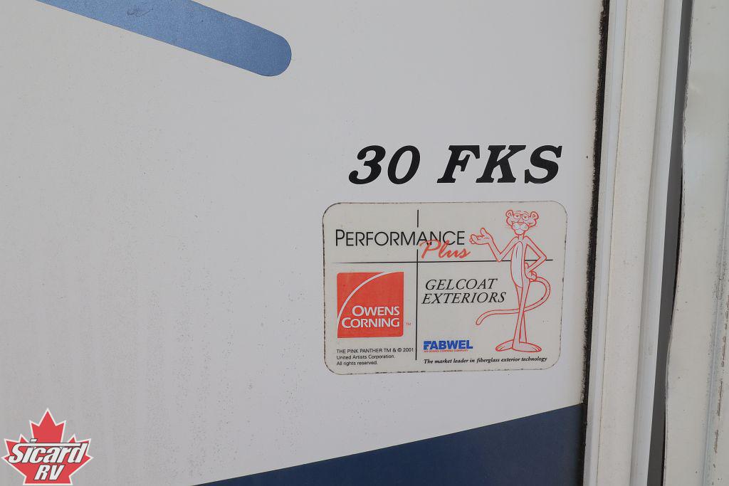 2002 FOREST RIVER CEDAR CREEK 30FKS