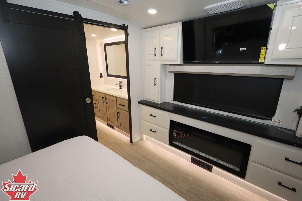 2027 JAYCO PINNACLE 38FBRK