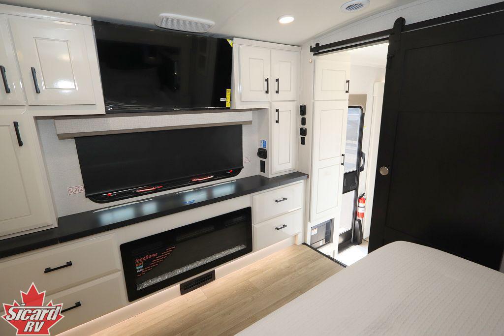 2027 JAYCO PINNACLE 38FBRK