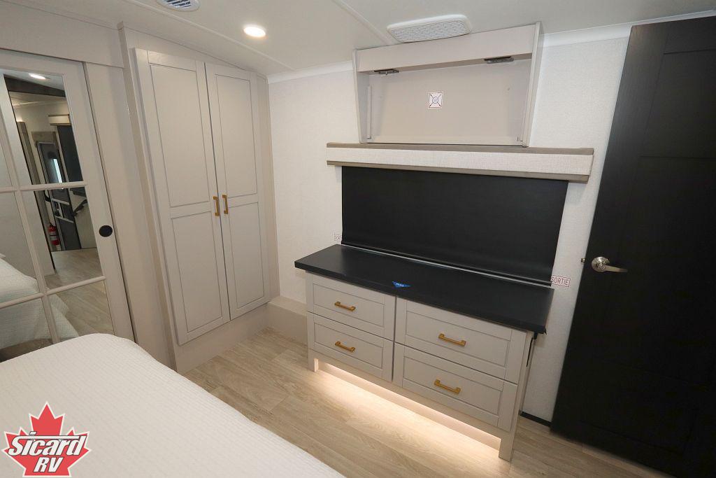 2027 JAYCO NORTH POINT 395DSDB
