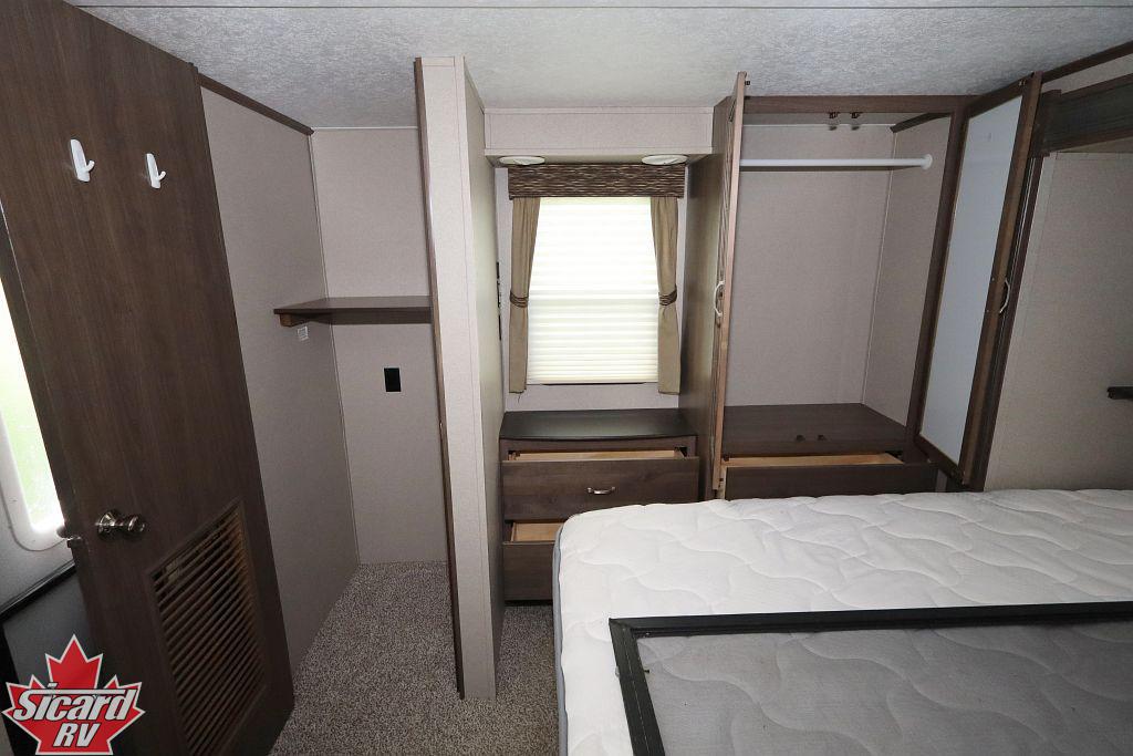 2018 KEYSTONE RETREAT 39LOFT
