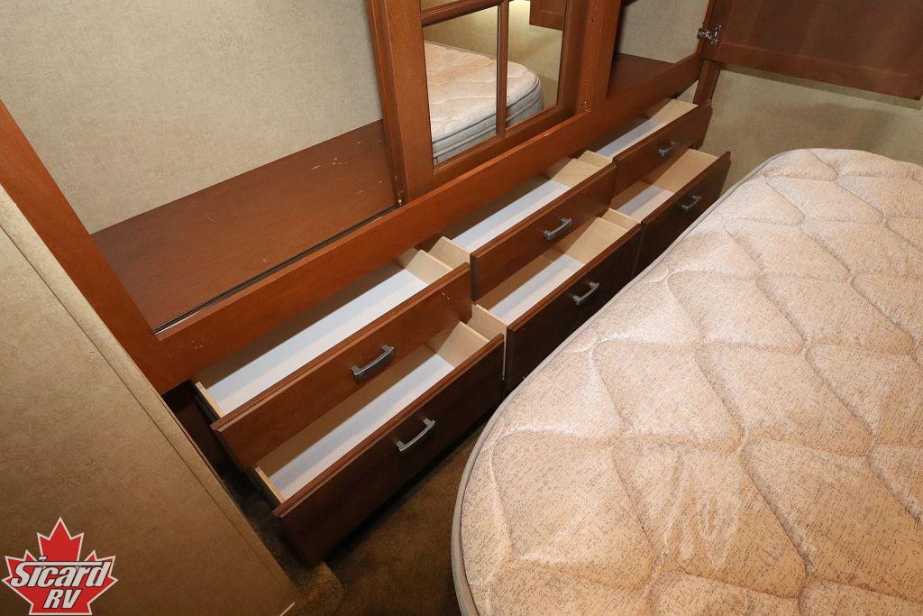 2015 JAYCO SENECA 37FS
