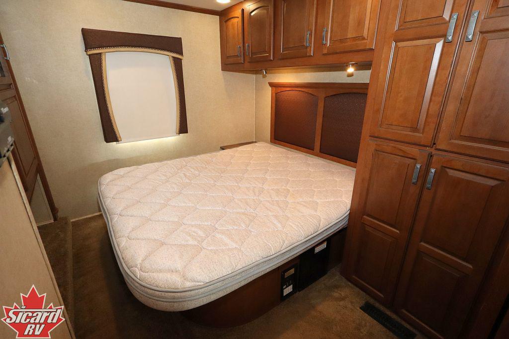 2015 JAYCO SENECA 37FS