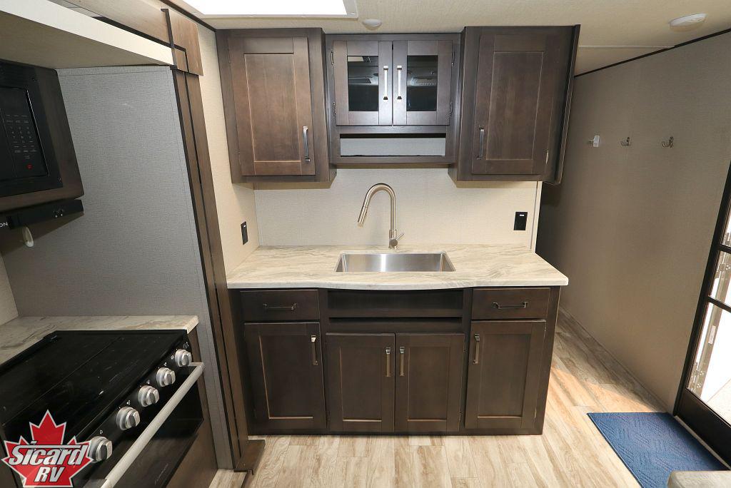 2022 GRAND DESIGN TRANSCEND 297QB
