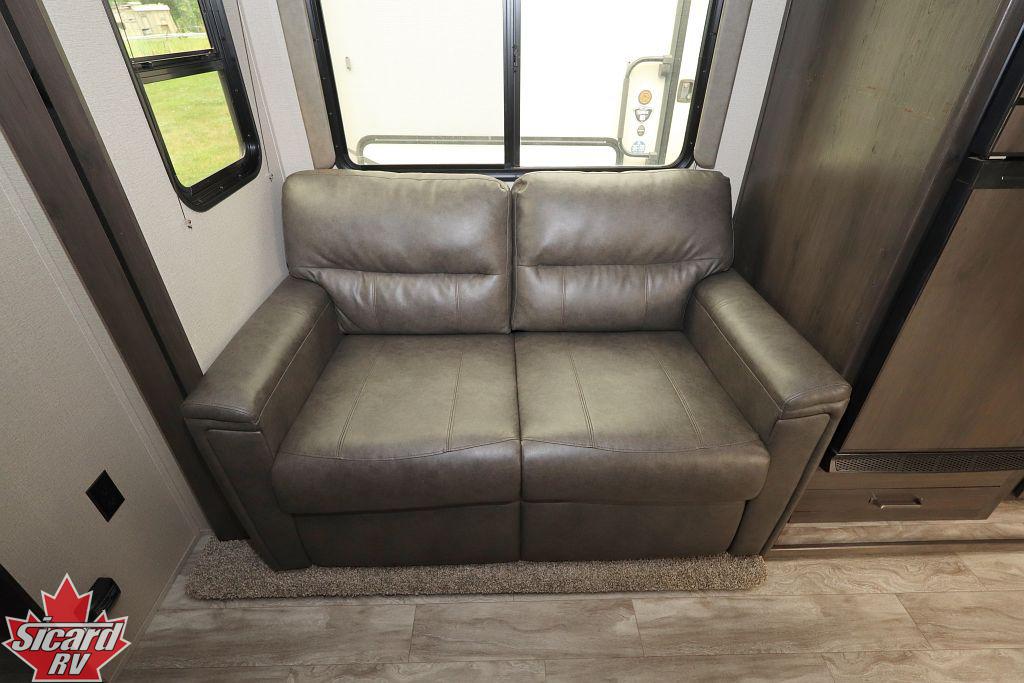 2022 GRAND DESIGN TRANSCEND 297QB