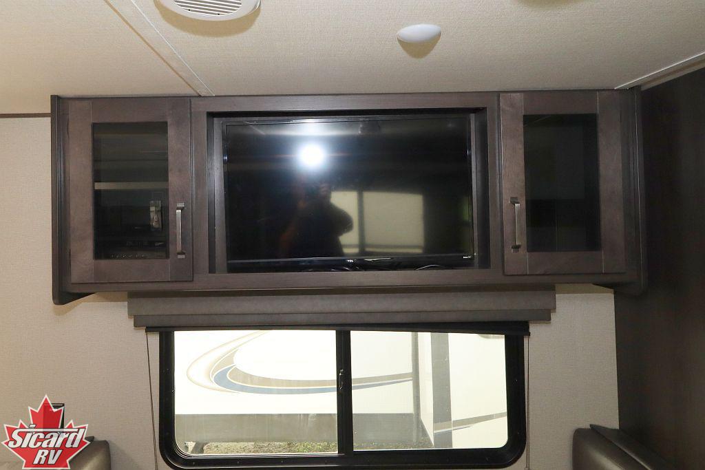2022 GRAND DESIGN TRANSCEND 297QB