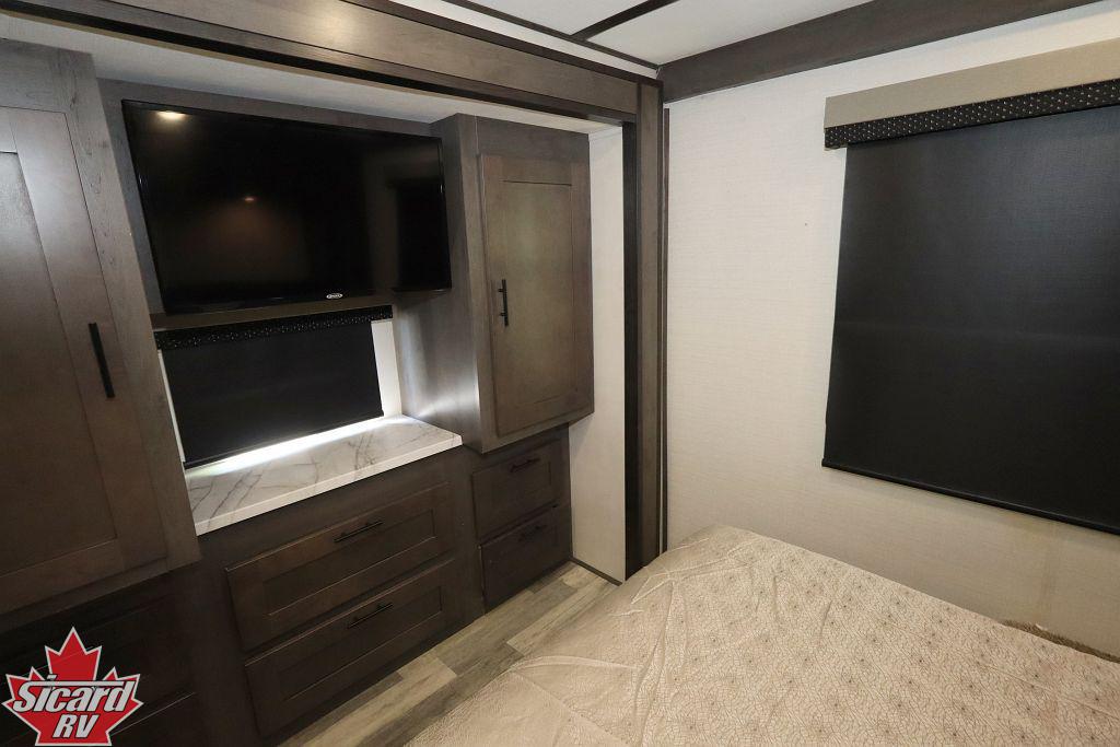 2023 FOREST RIVER FR3 32DS