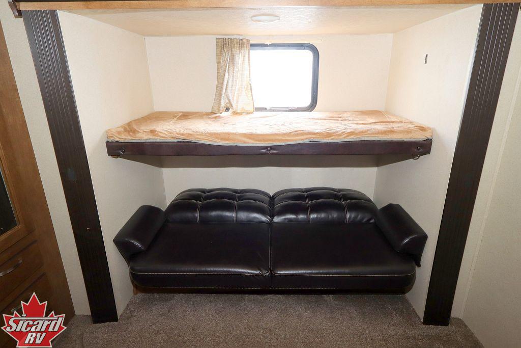 2018 FOREST RIVER WILDWOOD 31KQBTS
